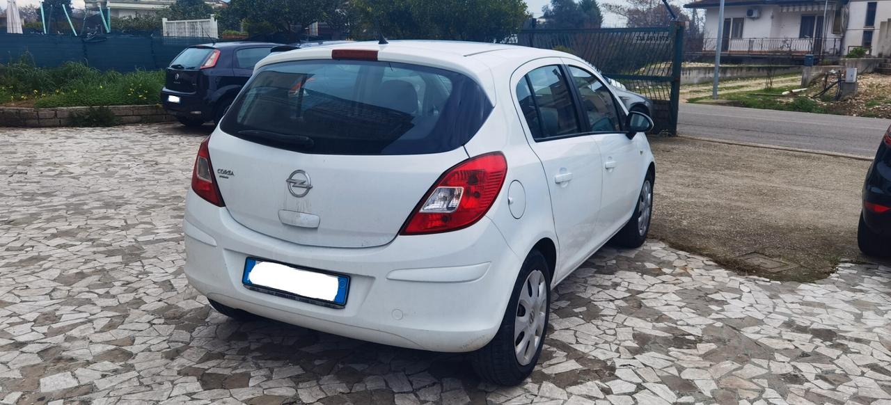 Opel Corsa 1.2 85CV 5 porte GPL-TECH Edition