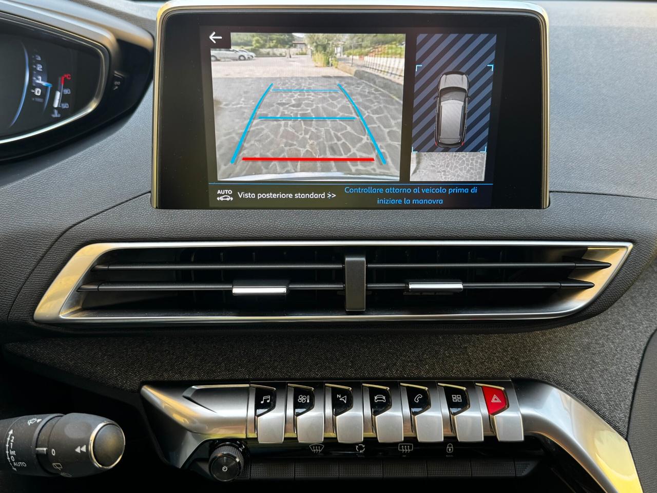 Peugeot 3008 BlueHDi 130 S&S EAT8 Crossway