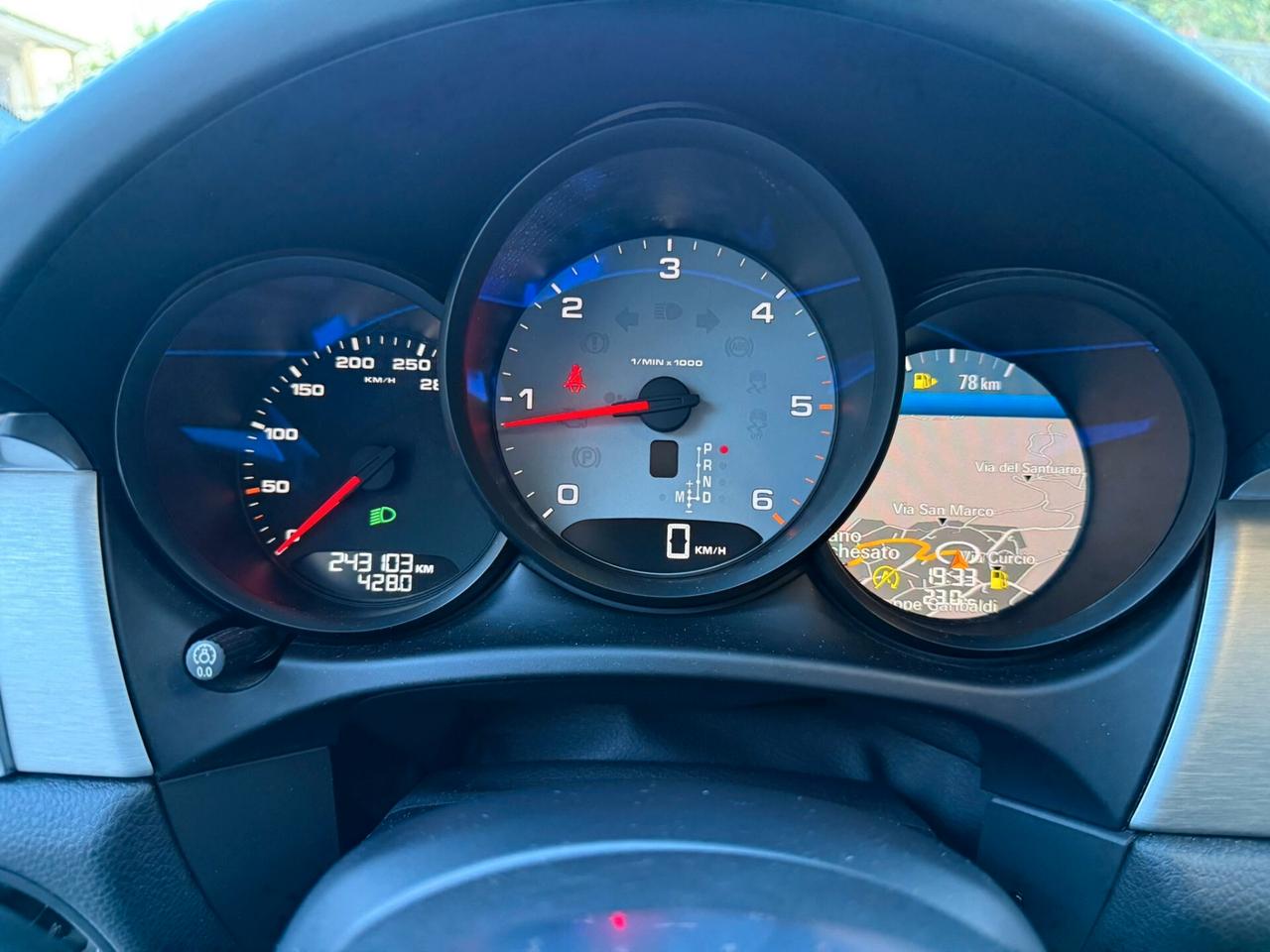 Porsche Macan S 3.0 Diesel 250CV Black Pack