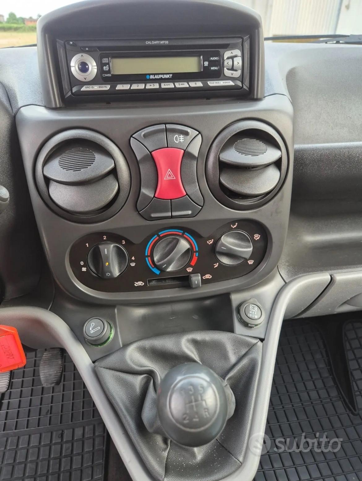 Fiat Doblo 1.9 JTD 105 cv solo 116 mila km gancio traino