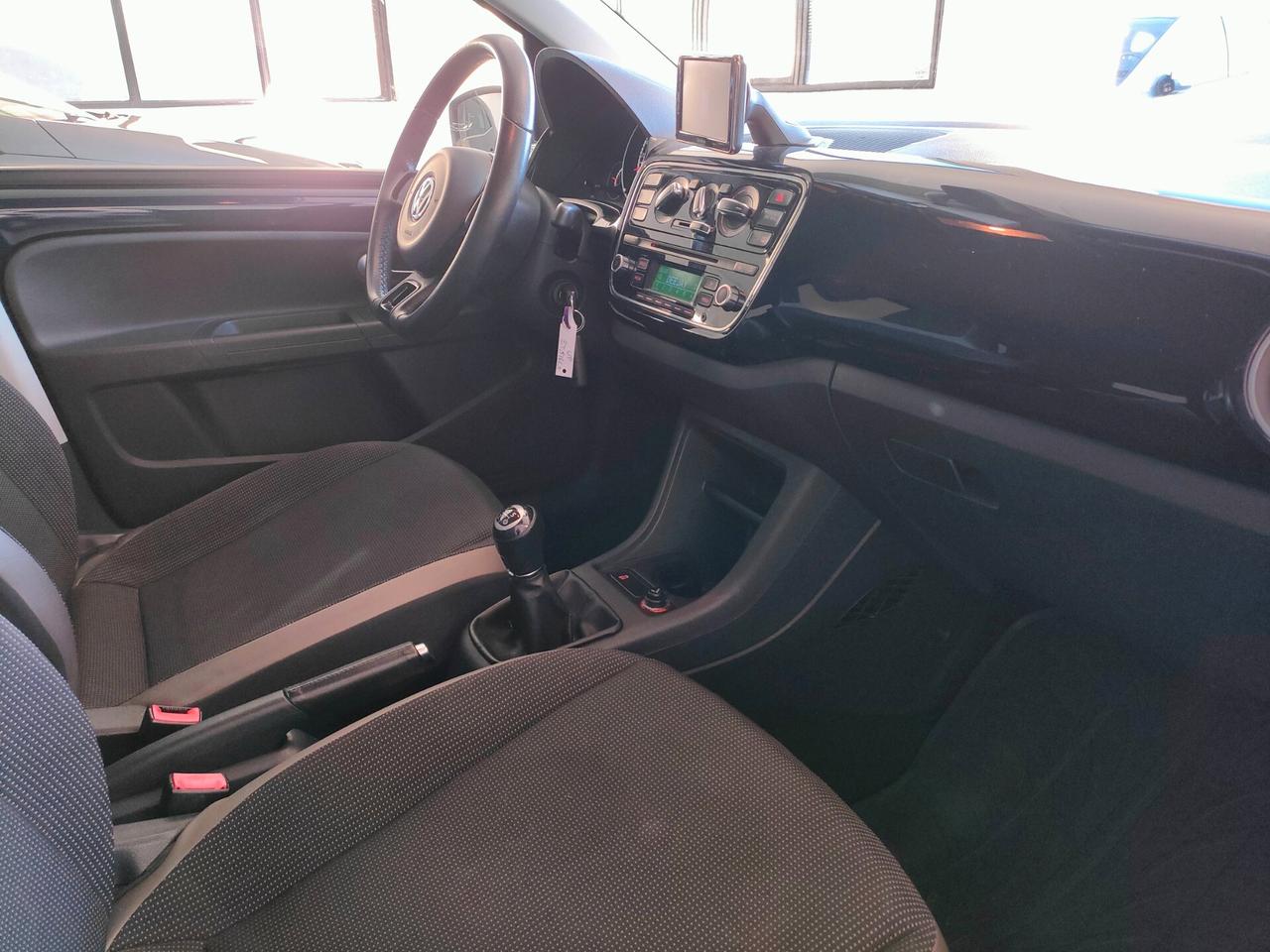 VOLKSWAGEN UP! 1.0 ECO