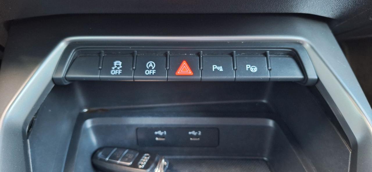 Audi A3 SPORTBACK 30 TFSI MHEV S tronic Business Advanced