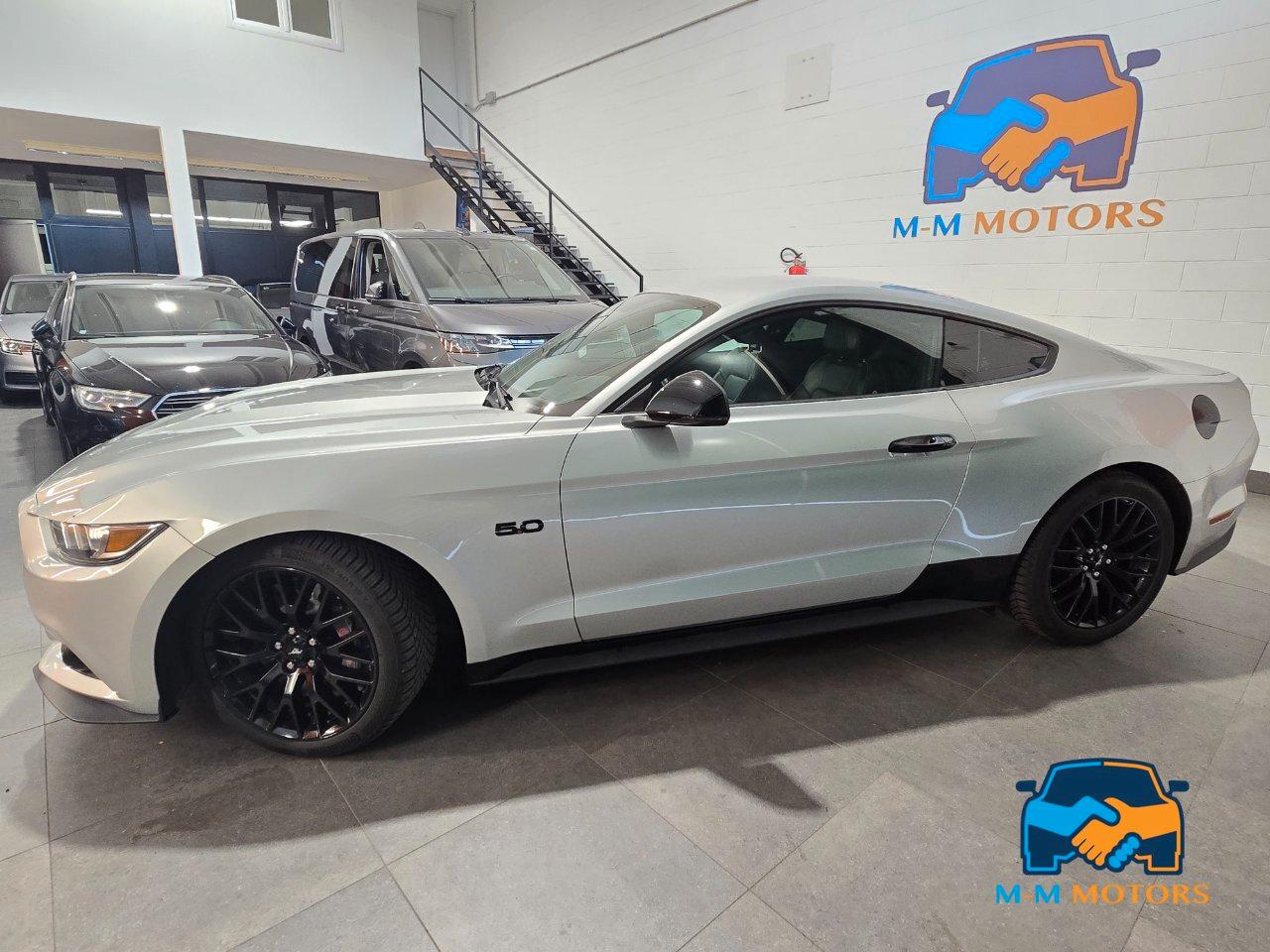 Ford Mustang Fastback 5.0 ti-vct V8 GT 421cv auto
