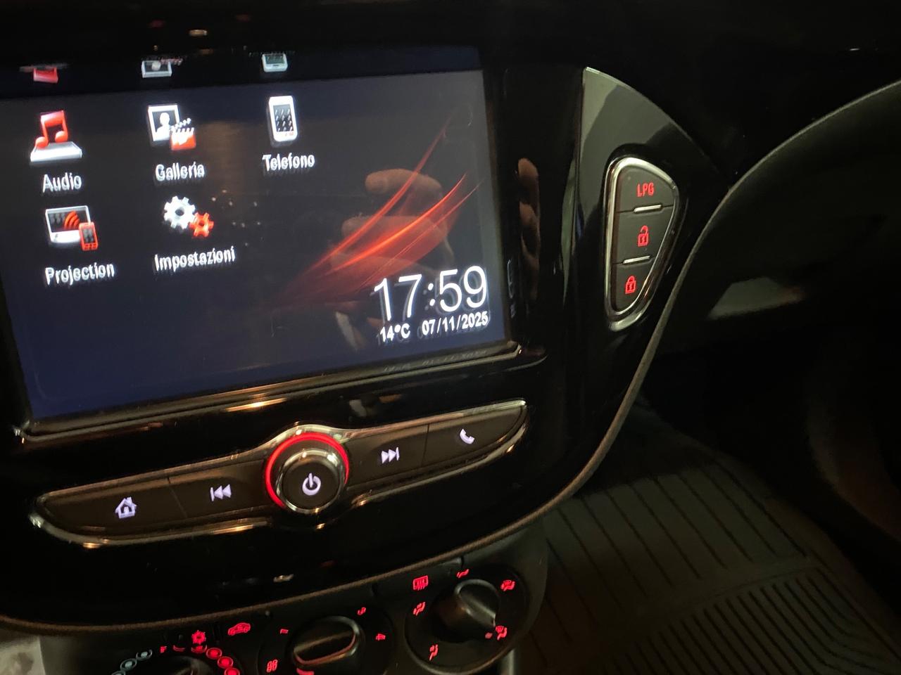 Opel Corsa 1.4 90CV GPL Tech 5 porte 120 Anniversary