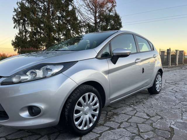 Ford Fiesta 1.2 82 CV 5 porte Titanium