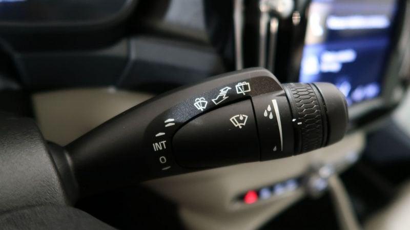 Volvo XC40 Recharge T5 Plug-in Hybrid Recharge Plus Bright