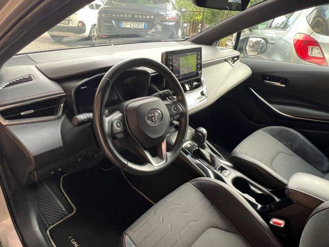 TOYOTA Corolla 2.0 Hybrid MoreBusiness