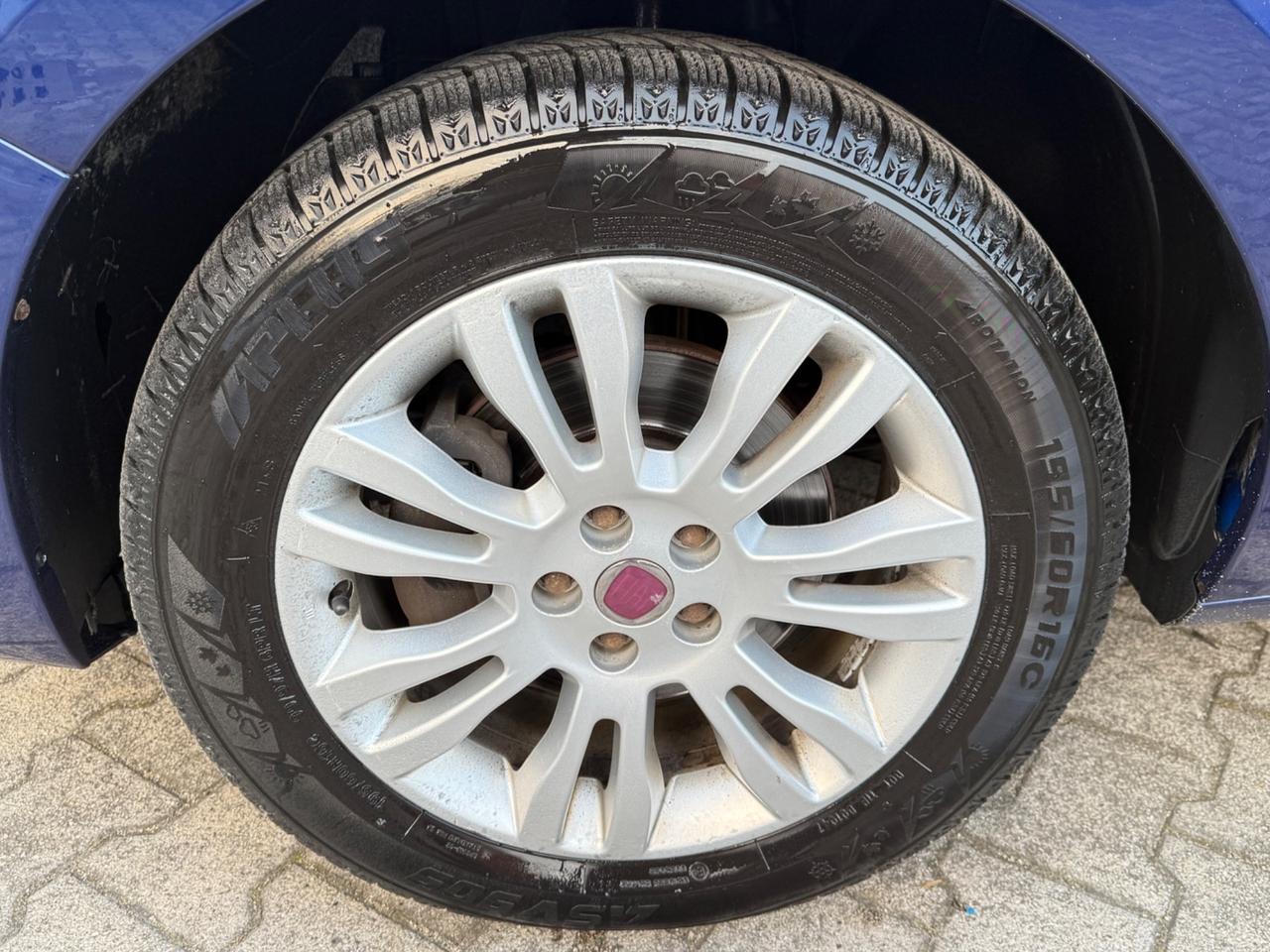 Fiat Doblo 1.3 MJT 90CV 66KW NEOPATENTATI !