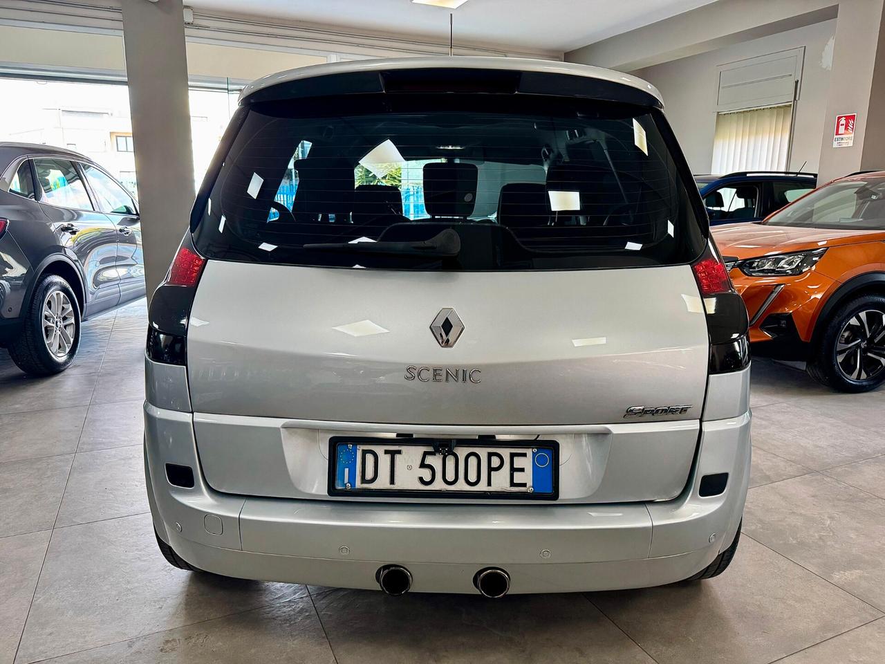 Renault Scenic 1.9 dCi 130CV EDC Dynamique