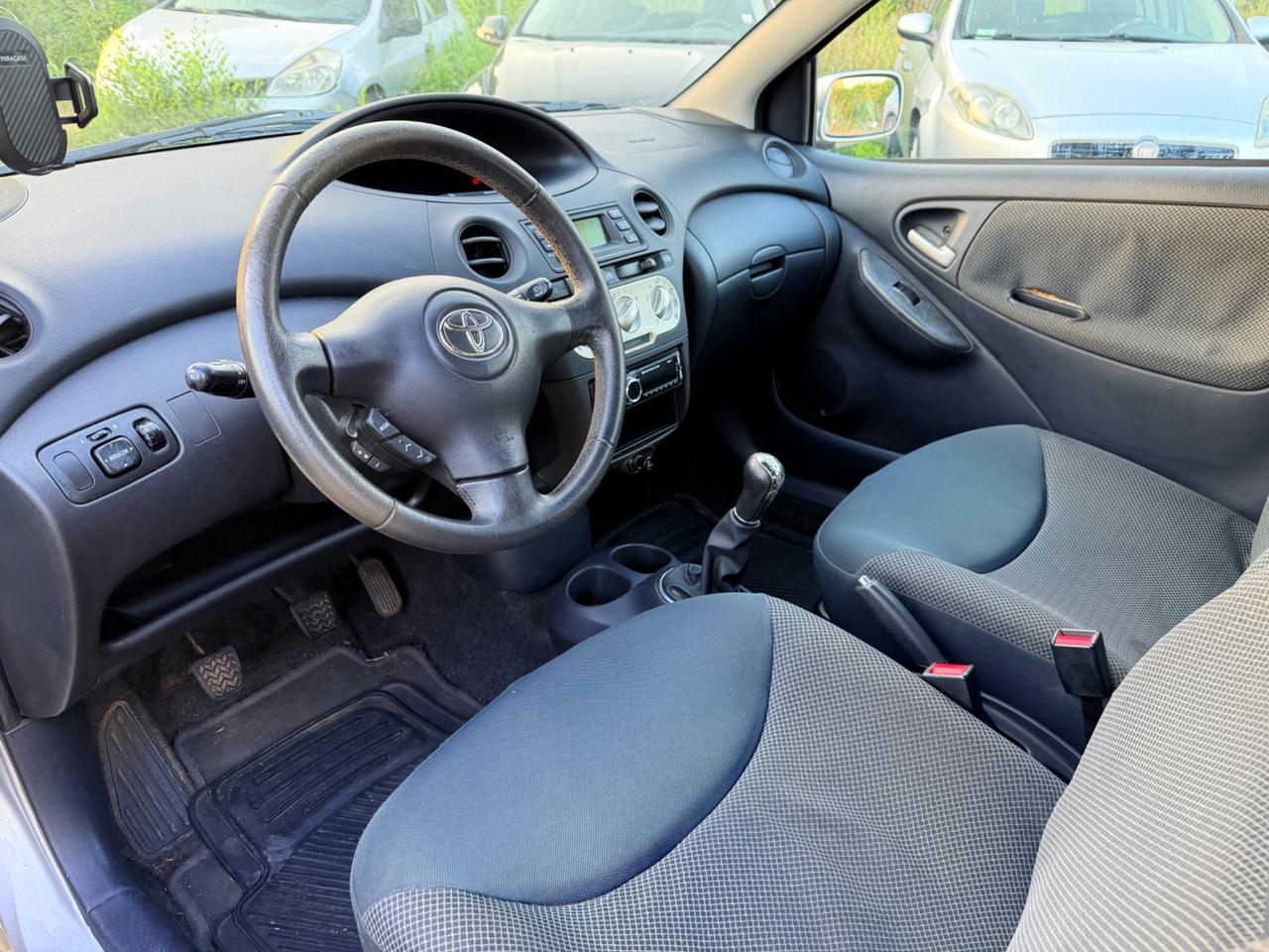 Toyota Yaris 1.0i 3 porte Expo Clima Benzina 65cv 2005