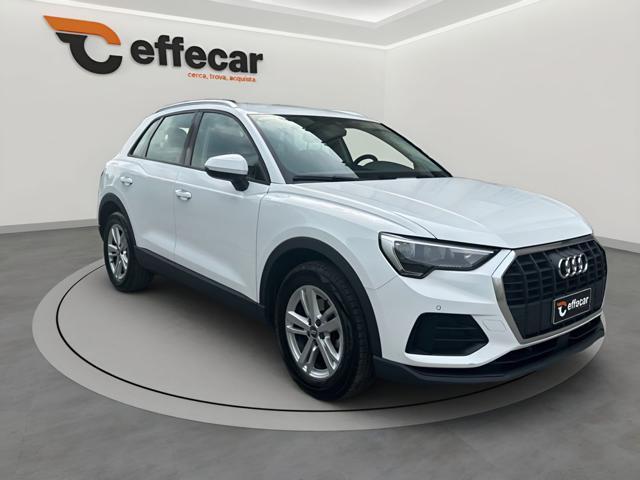 AUDI Q3 35 TDI S tronic Business