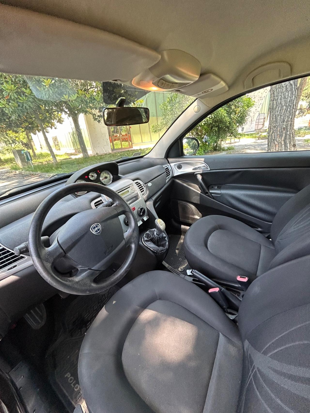 Lancia Ypsilon 1.2 69 CV 5 porte S&S Platinum