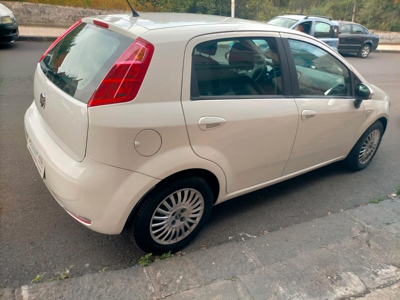 Fiat Punto 1.3 MJT II S&S 95 CV 5 porte Lounge