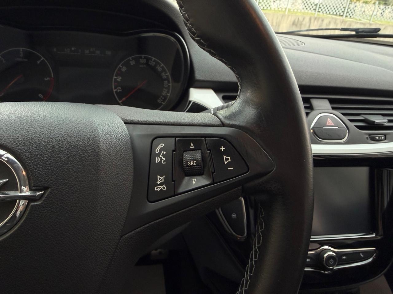 Opel Corsa 1.3 b-color 75cv