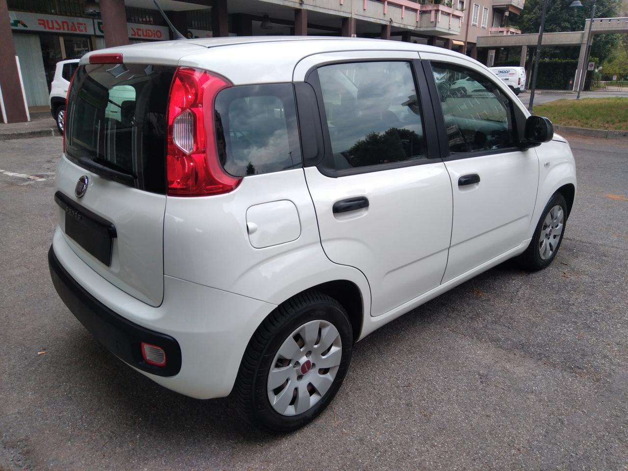 Fiat Panda 1.2 69cv Easy euro6 x neopatentati