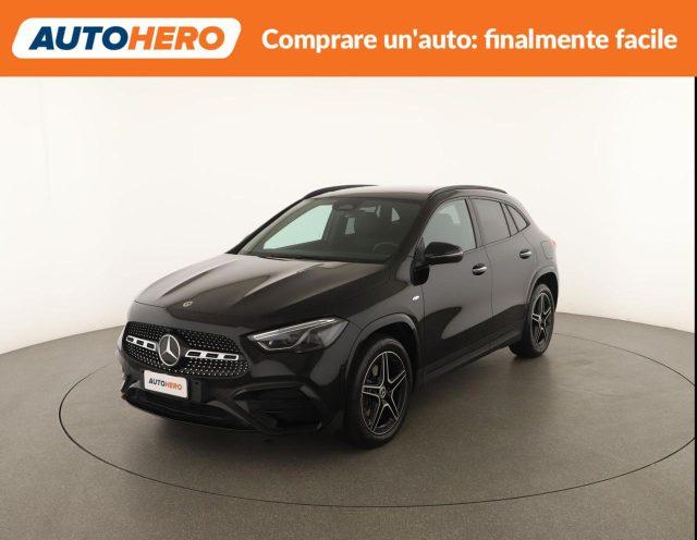 MERCEDES-BENZ GLA 200 Automatic AMG Line Premium