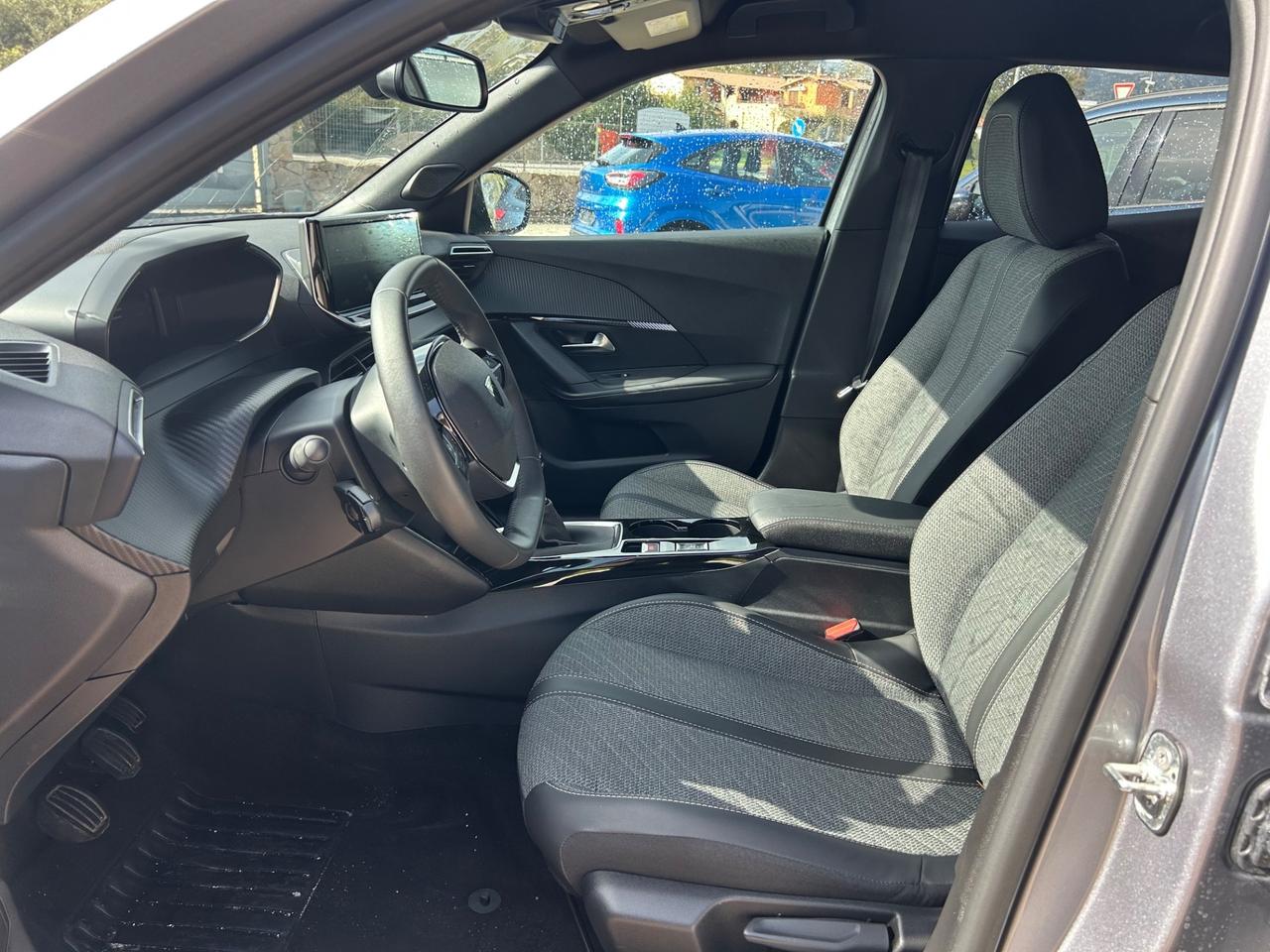 Peugeot 2008 PureTech 100 S&S Allure