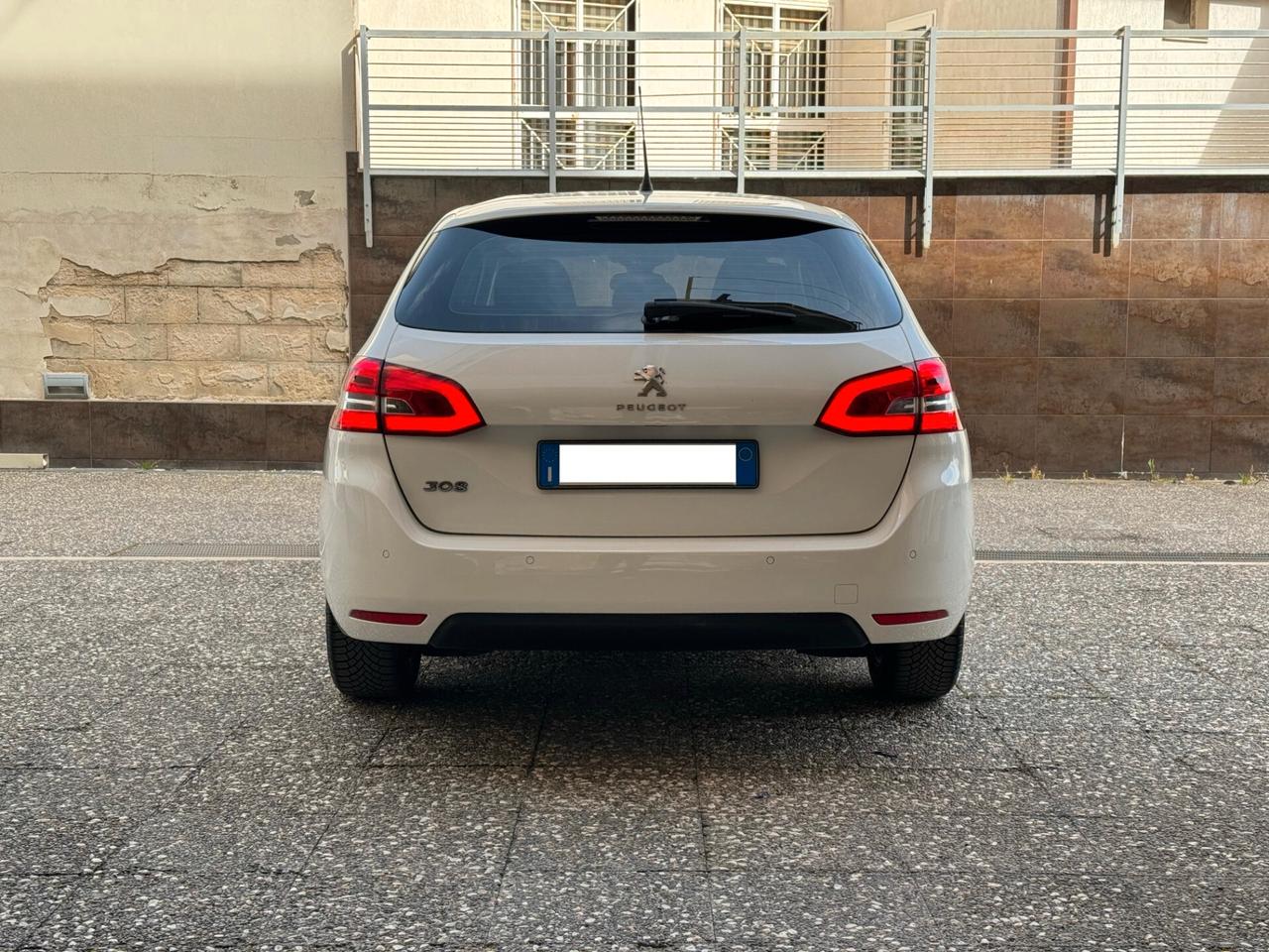Peugeot 308 1.5 BlueHDi 130 cv S&S SW Active Business