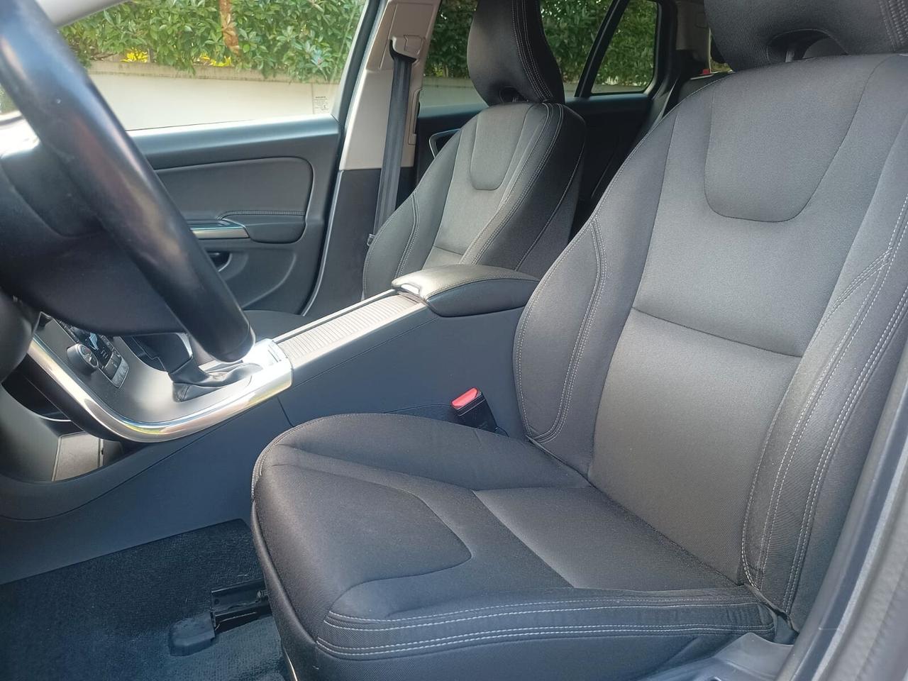 Volvo V60 D3 150cv Geartronic IVA Compresa