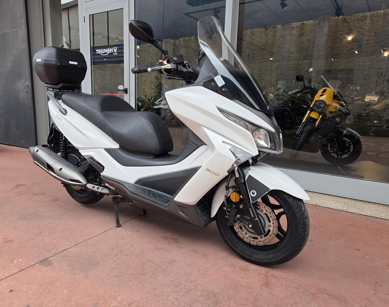 Kymco Xciting 300i ABS