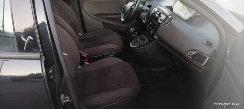 Lancia YPSILON 1.2 MT (69 cv) PLATINO