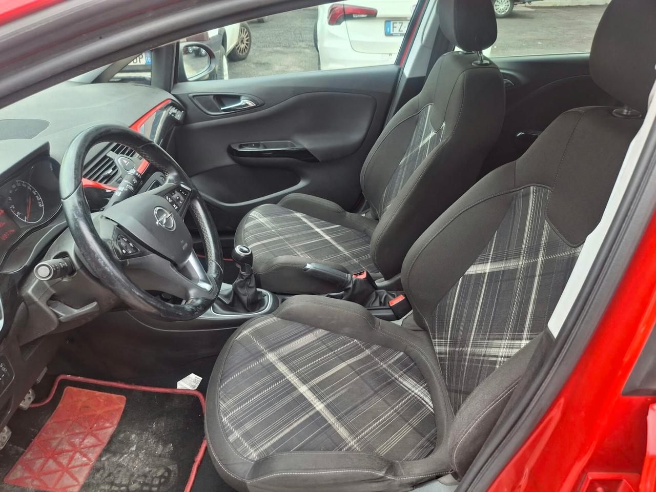 Opel Corsa 1.4 90CV 5 porte Cosmo
