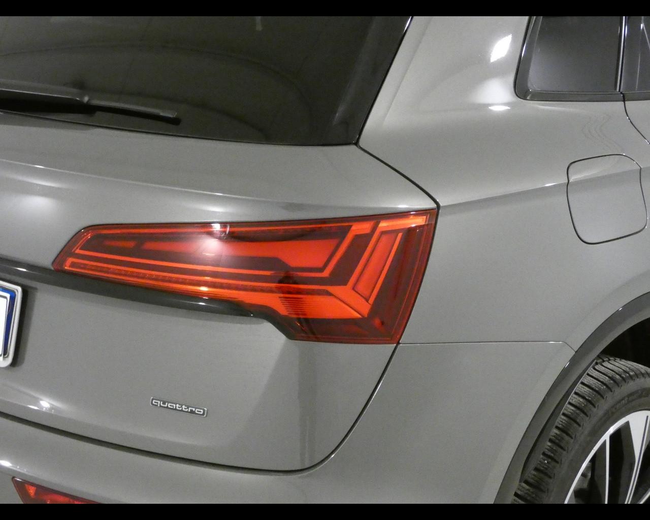 AUDI Q5 2ª serie - Q5 40 TDI 204 CV quattro S tronic S line plus