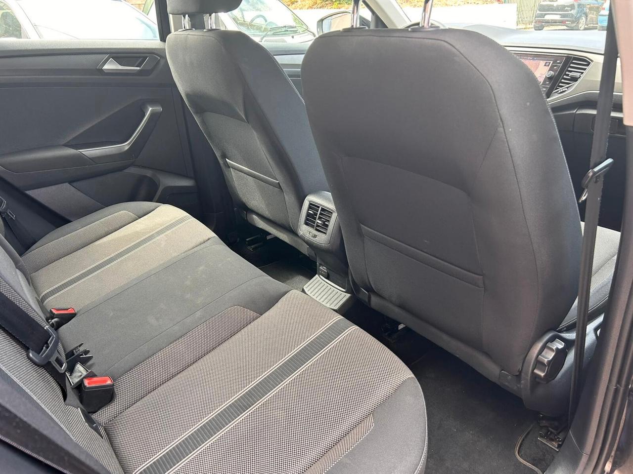 Volkswagen T-Roc 1.6 TDI SCR Advanced BlueMotion Technology