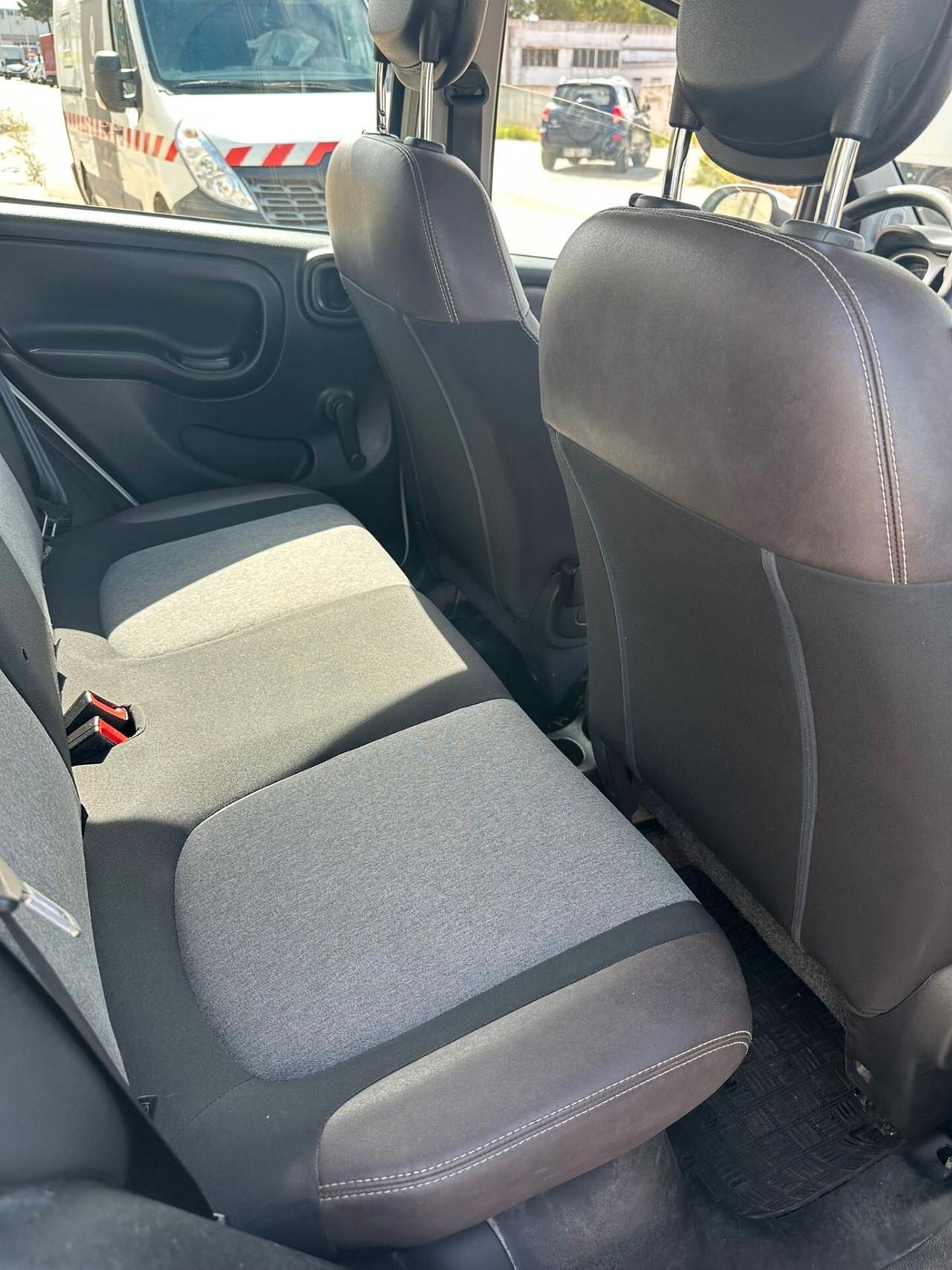 FIAT PANDA CROSS 4X4 BENZINA 2019