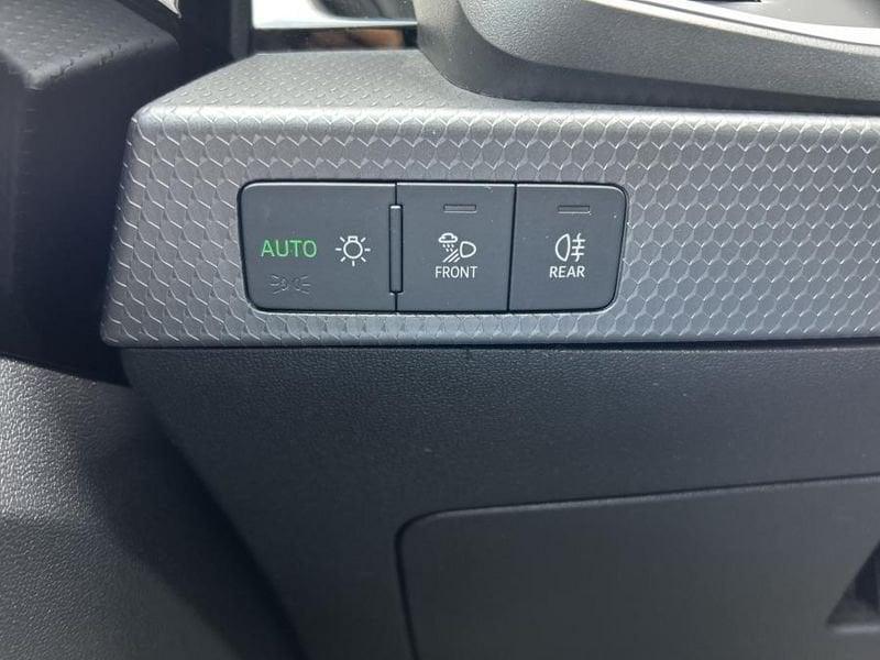 Audi A1 SPB 30 TFSI S Line Edition CAMERA+FULL LED+17"