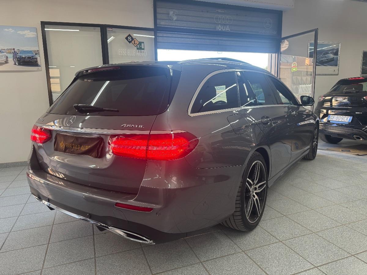 MERCEDES E 220d S.W. Auto Premium plus TETTO/ LUCI/ LED