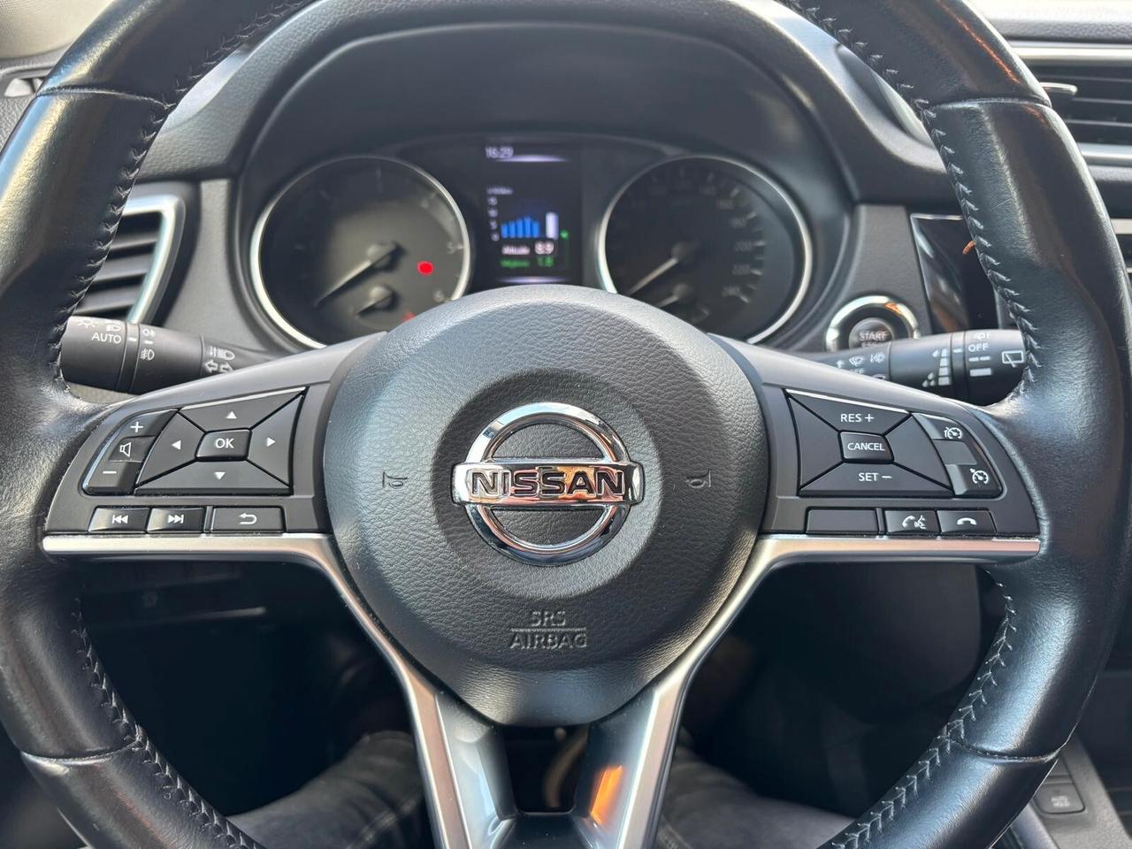 Nissan Qashqai 1.5 dCi N-Connecta