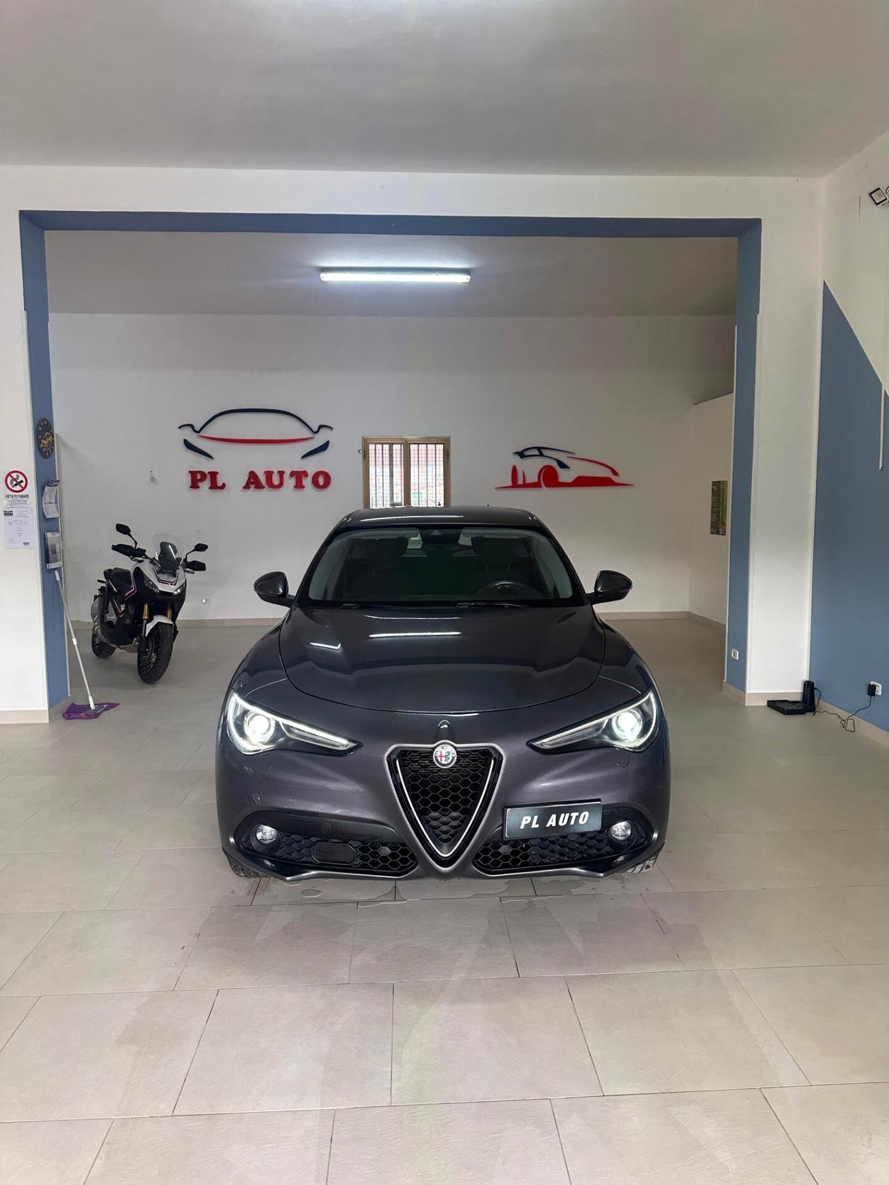 Alfa Romeo Stelvio 2.2 Turbodiesel 210 CV AT8 Q4 Executive