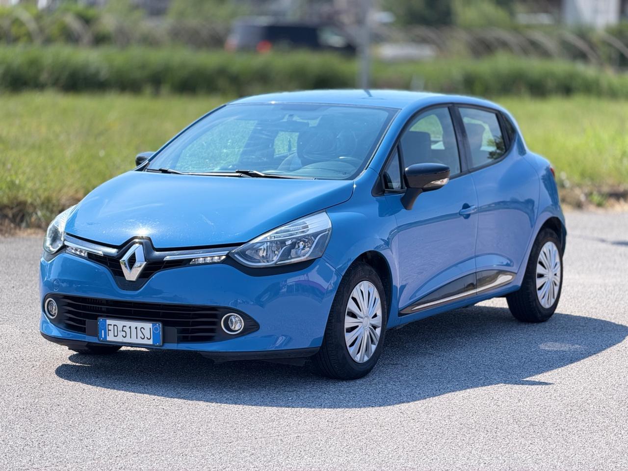 Renault Clio 1.5 DCi 2016 Garanzia 12 mesi