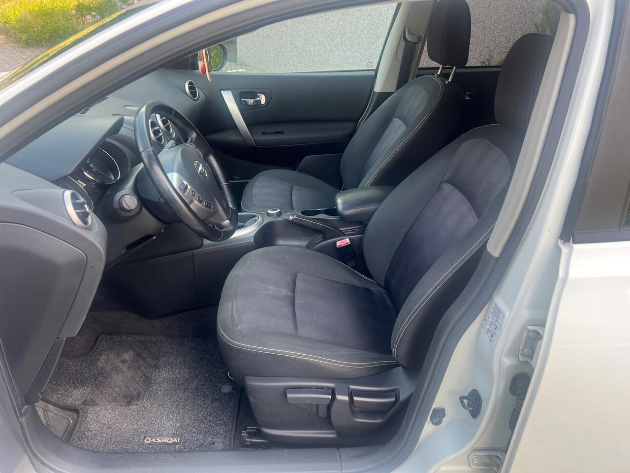 Nissan Qashqai 1.6 dCi DPF Tekna 4X4