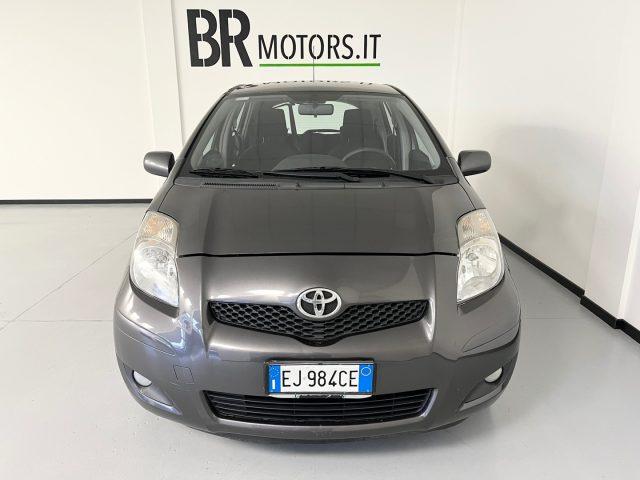 TOYOTA Yaris 1.0 5 porte "NEOPATENTATI"