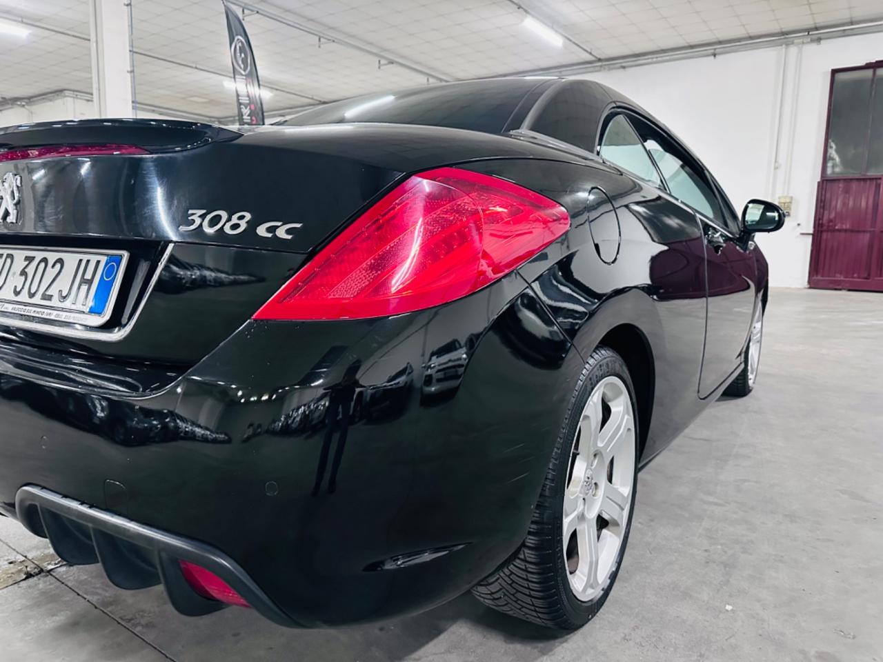 Peugeot 308 1.6 VTi 120CV CC Féline