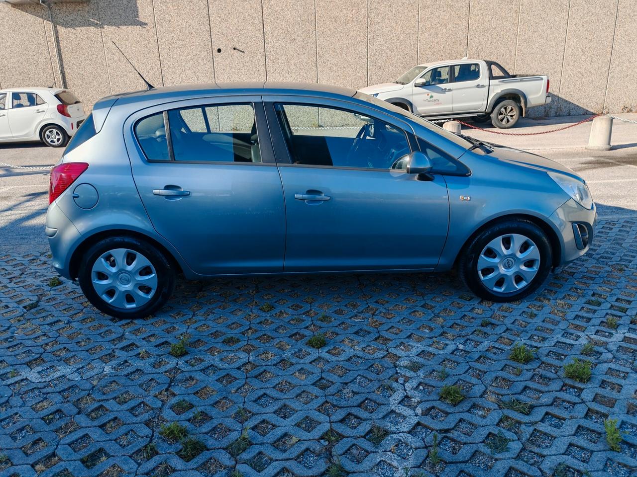Opel Corsa 1.2 5 porte Sport
