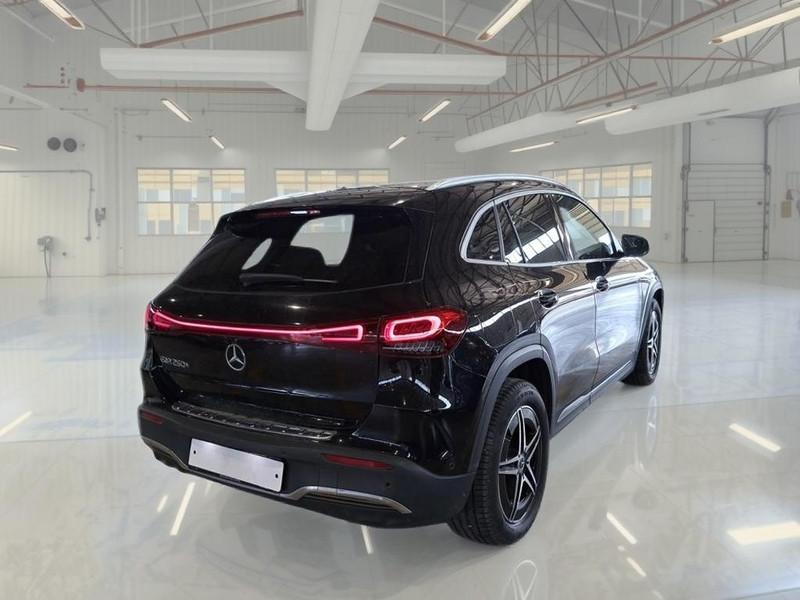 MERCEDES-BENZ EQA 250 PREMIUM SUV