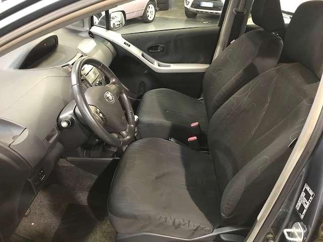 Toyota Yaris Yaris 5p 1.0 BENZINA / BEN.TENUTA