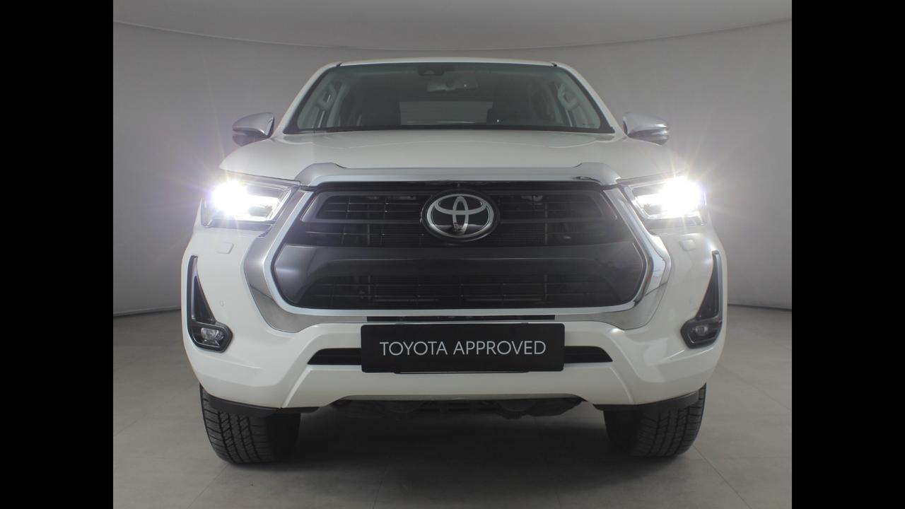 TOYOTA Hilux IV 2019 - Hilux 2.4 d-4d C&C 4x2 Hilux my19