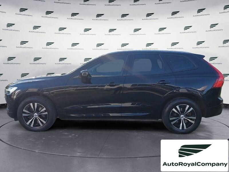 Volvo XC60 B4 D automatico Momentum IVA ESPOSTA