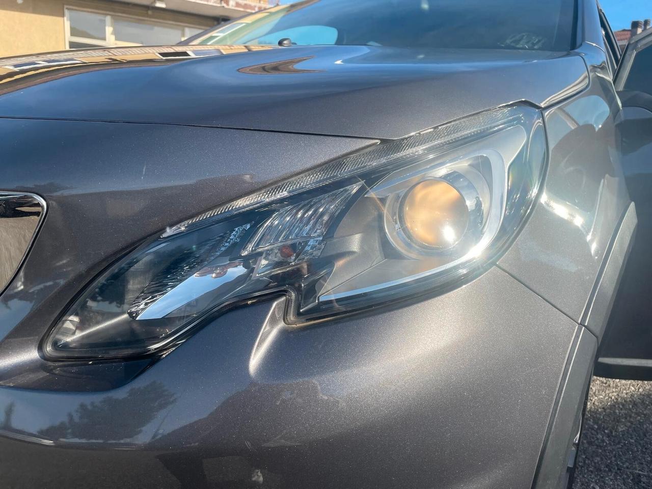 Peugeot 2008 BlueHDi 120 Allure