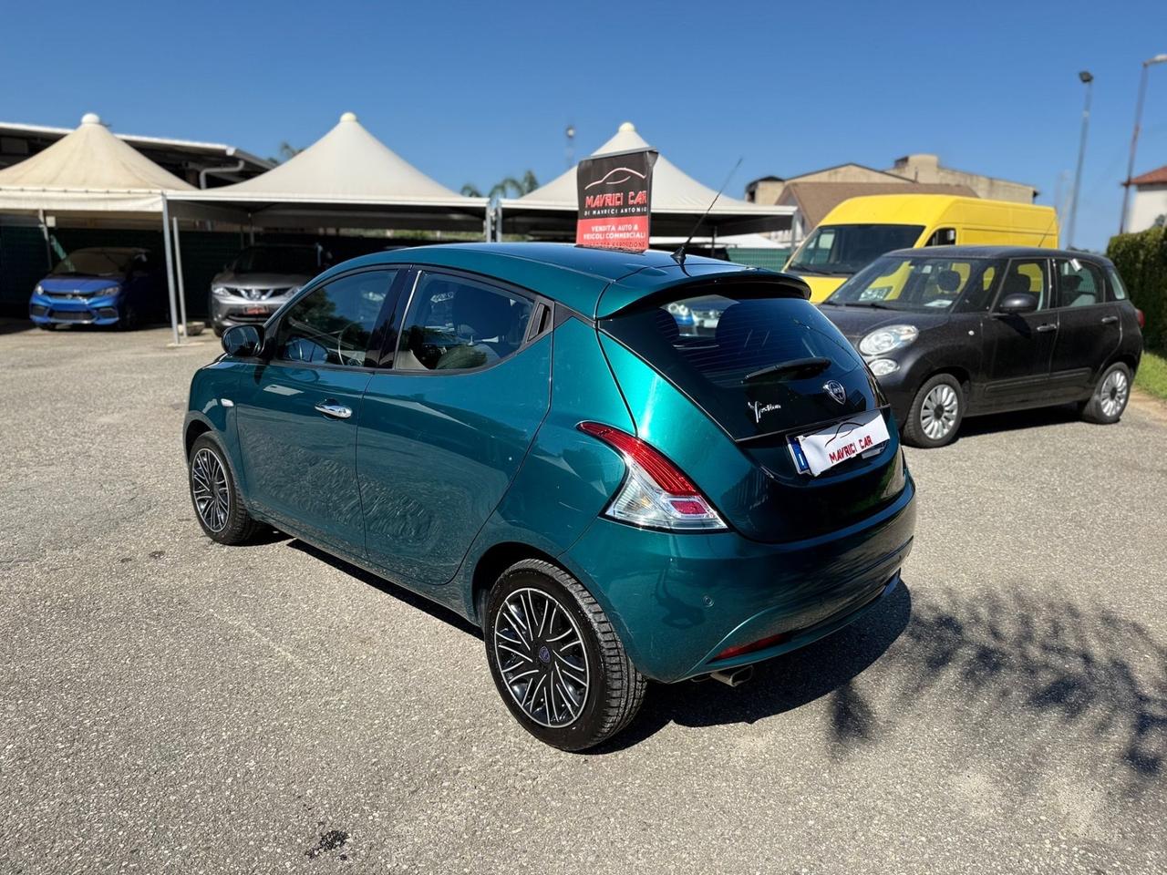 Lancia Ypsilon 1.2 69 CV 5 porte S&S Gold