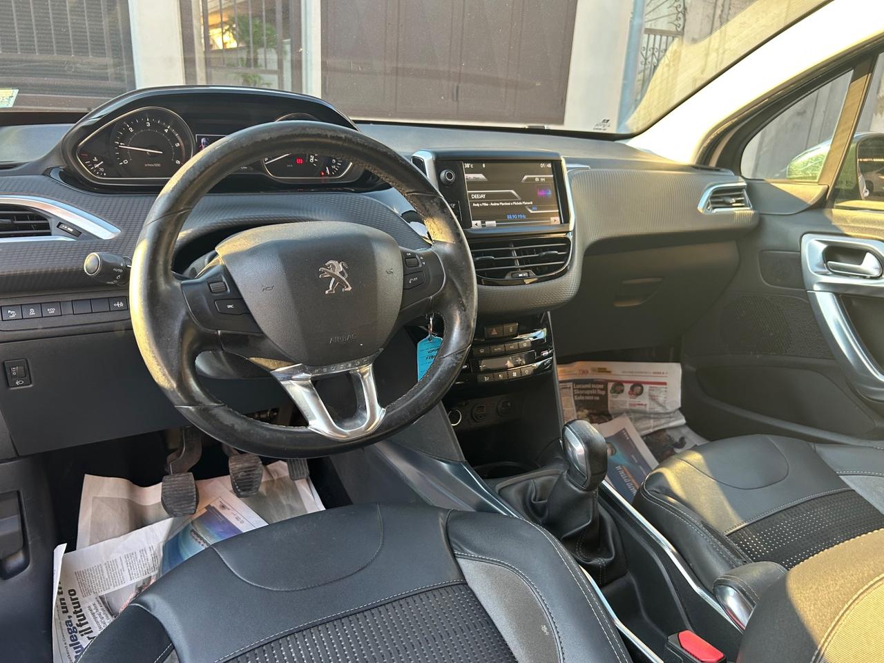 Peugeot 2008 1.6 e-HDi 92 CV Stop&Start Allure