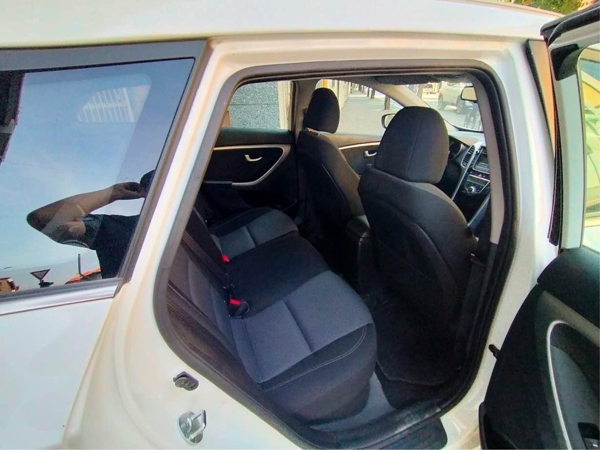 Hyundai i30 1.4 BENZINA EURO 6B