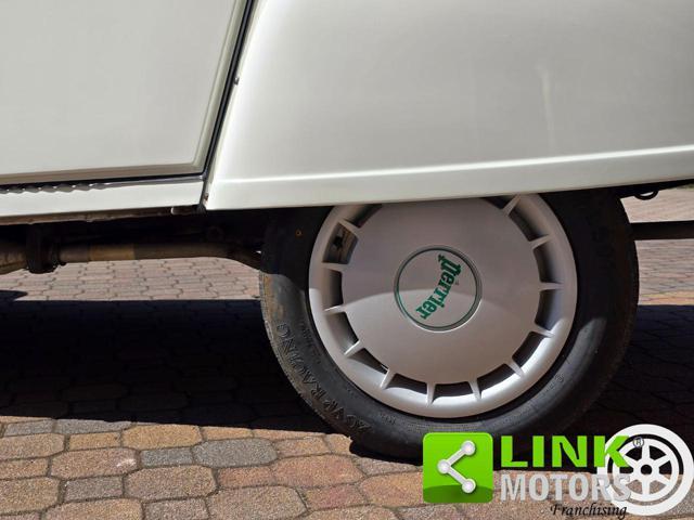 CITROEN 2CV 6 Special Perrier