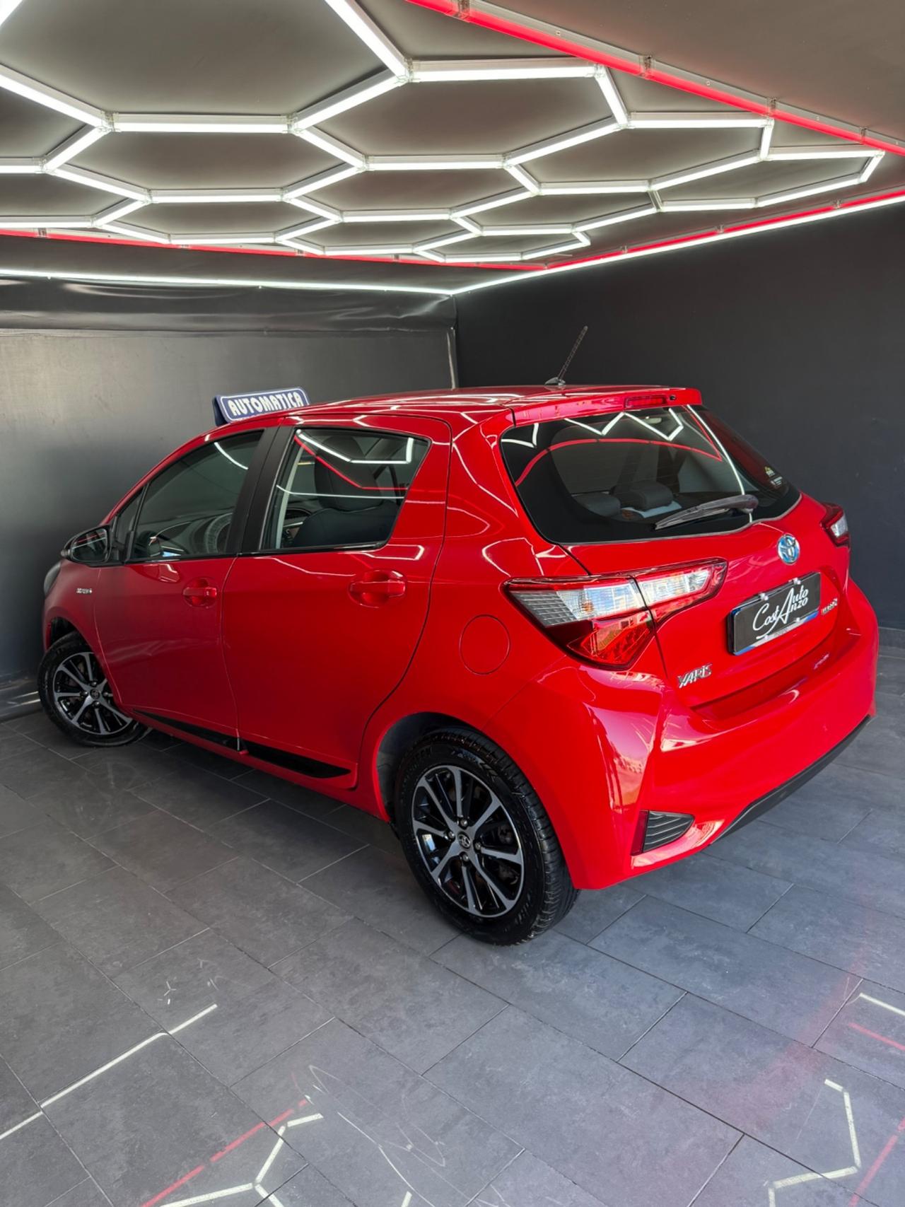 Toyota Yaris 1.5 Hybrid TREND RED EDITION 2018