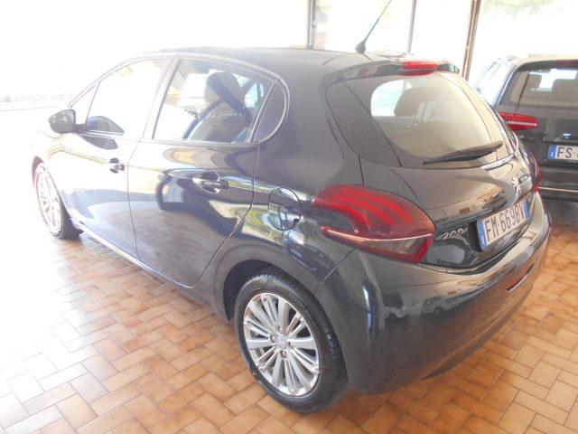 PEUGEOT 208 BlueHDi 75 5 porte Ok neopatentati