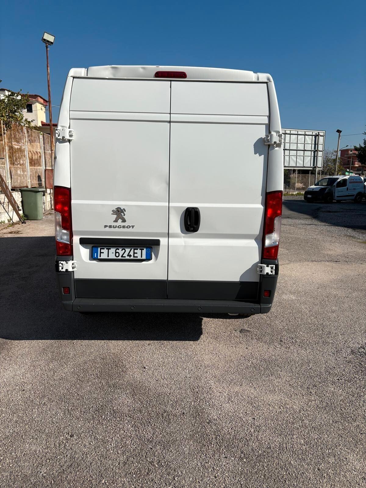Peugeot Boxer 335 2.0 BlueHDi 160CV PASSO LUNGO